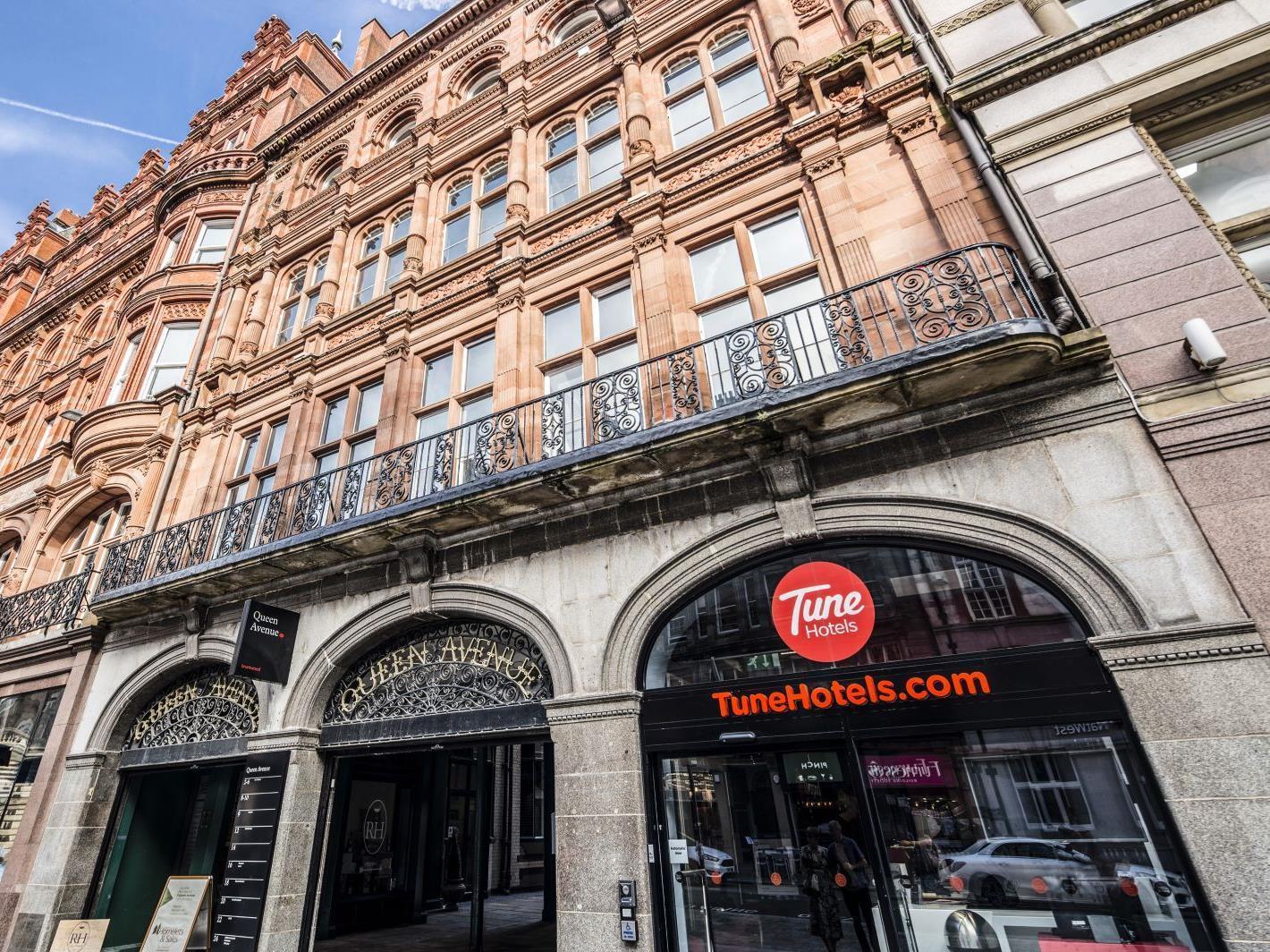 Tune Hotel Liverpool Exteriör bild