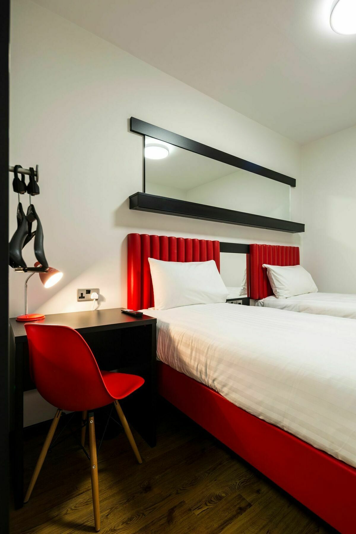 Tune Hotel Liverpool Exteriör bild